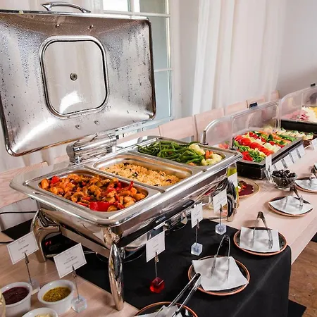 Kavalier Boutique Hotel 4*